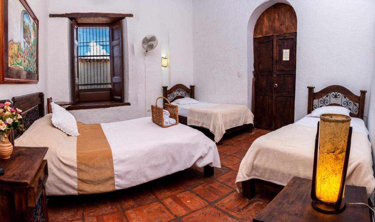La Serrana Hostal Spa Socorro Exterior foto
