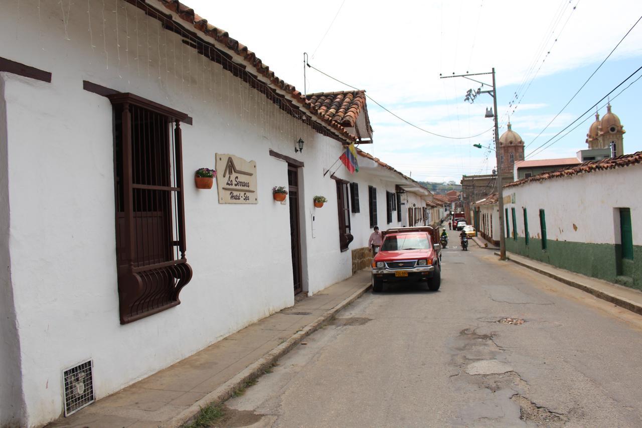 La Serrana Hostal Spa Socorro Exterior foto