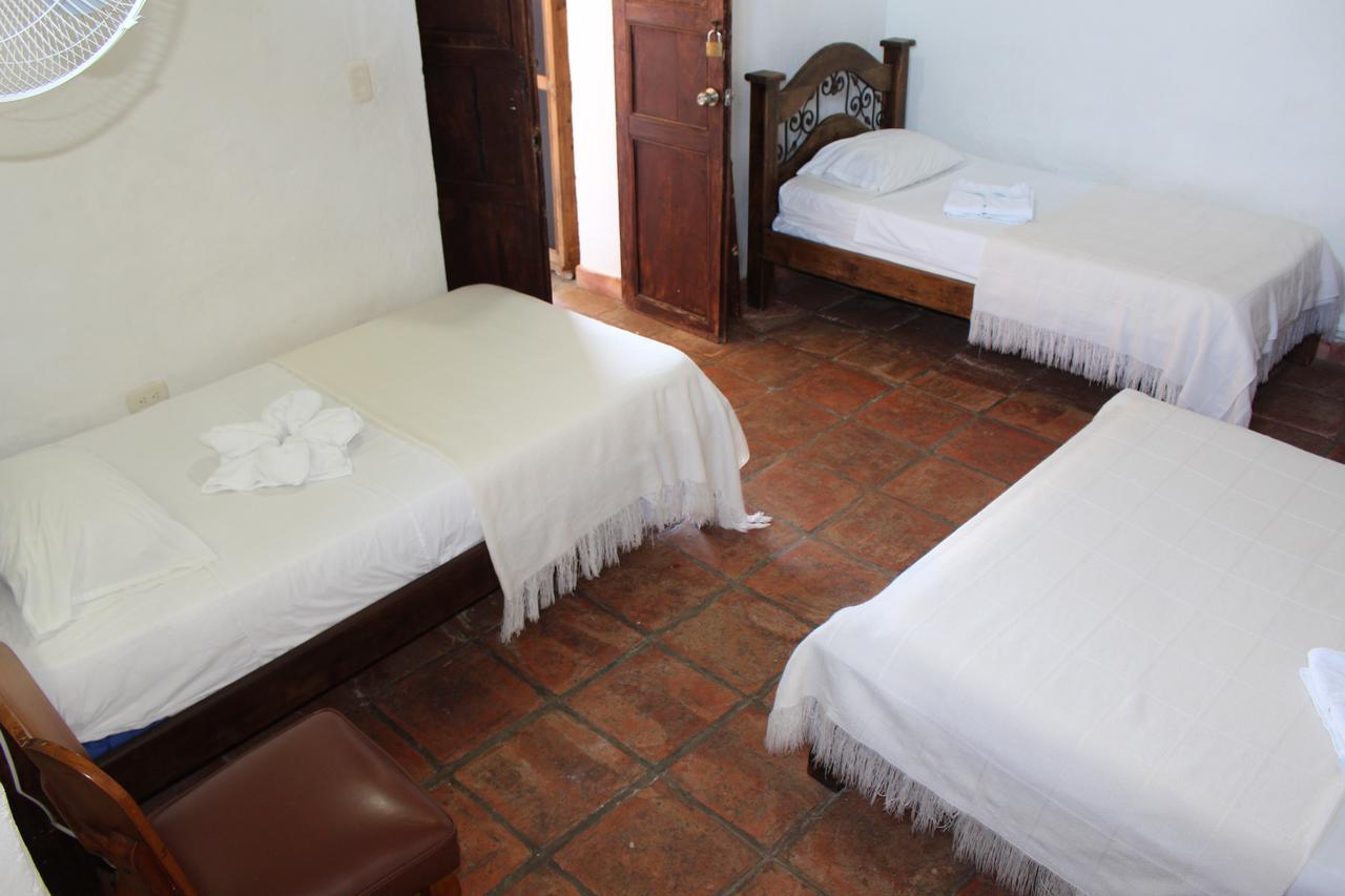 La Serrana Hostal Spa Socorro Exterior foto