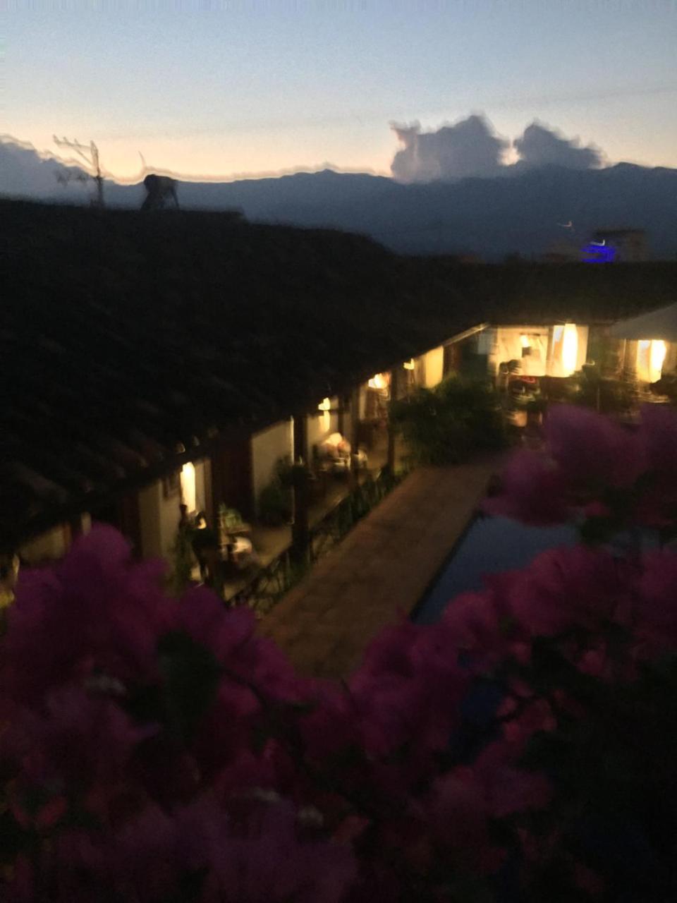 La Serrana Hostal Spa Socorro Exterior foto