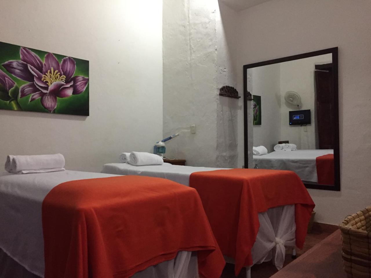 La Serrana Hostal Spa Socorro Exterior foto