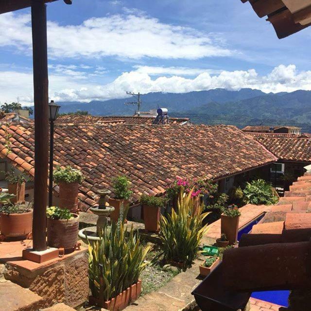 La Serrana Hostal Spa Socorro Exterior foto